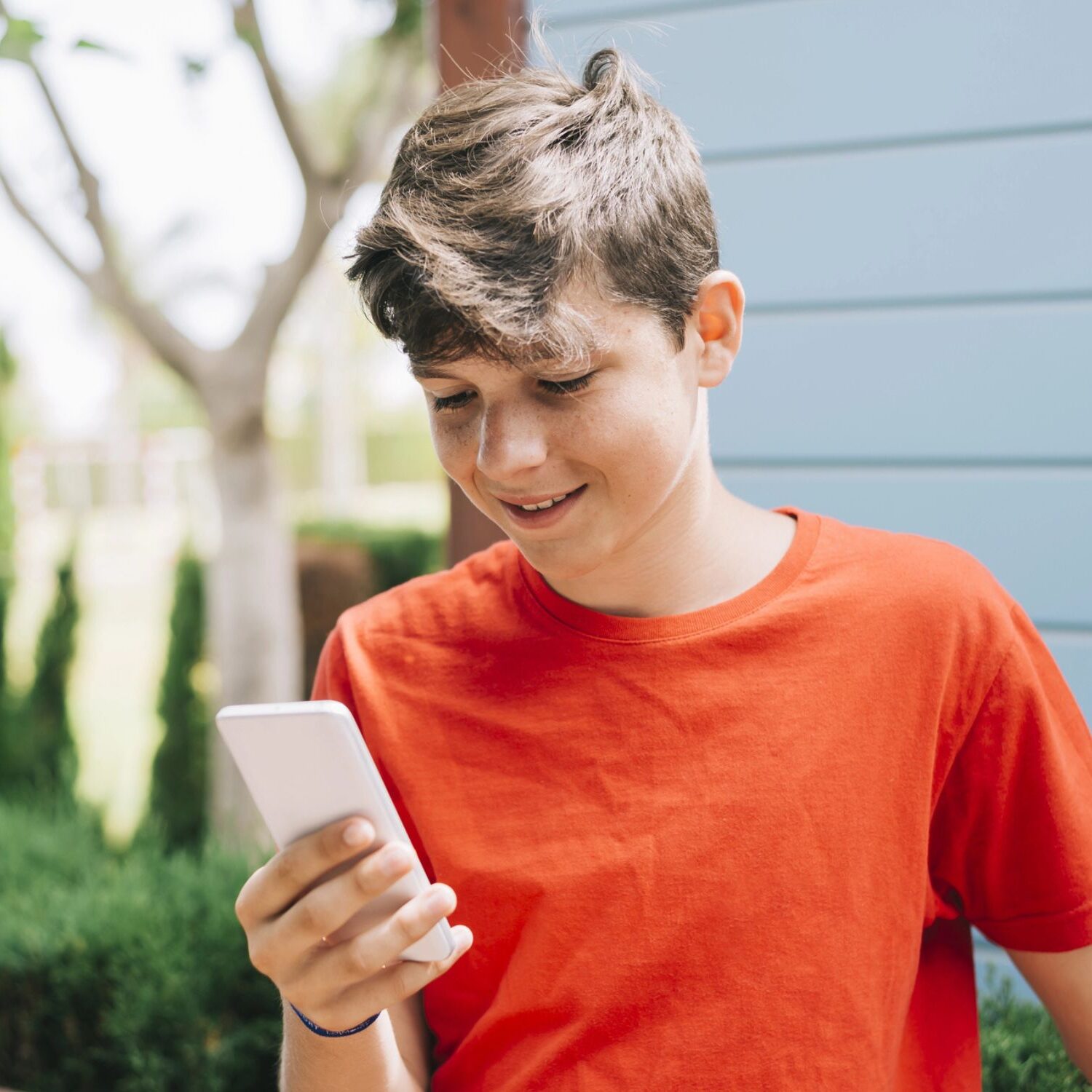 teen texting